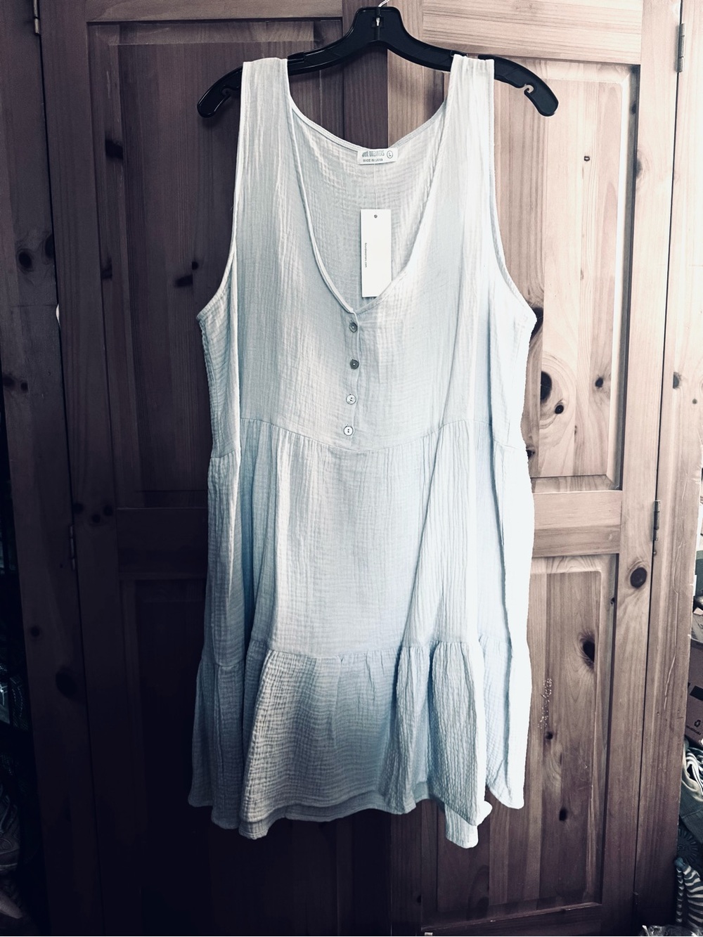 Dreamers Light Blue Sleeveless Button-Front Tiered Tunic